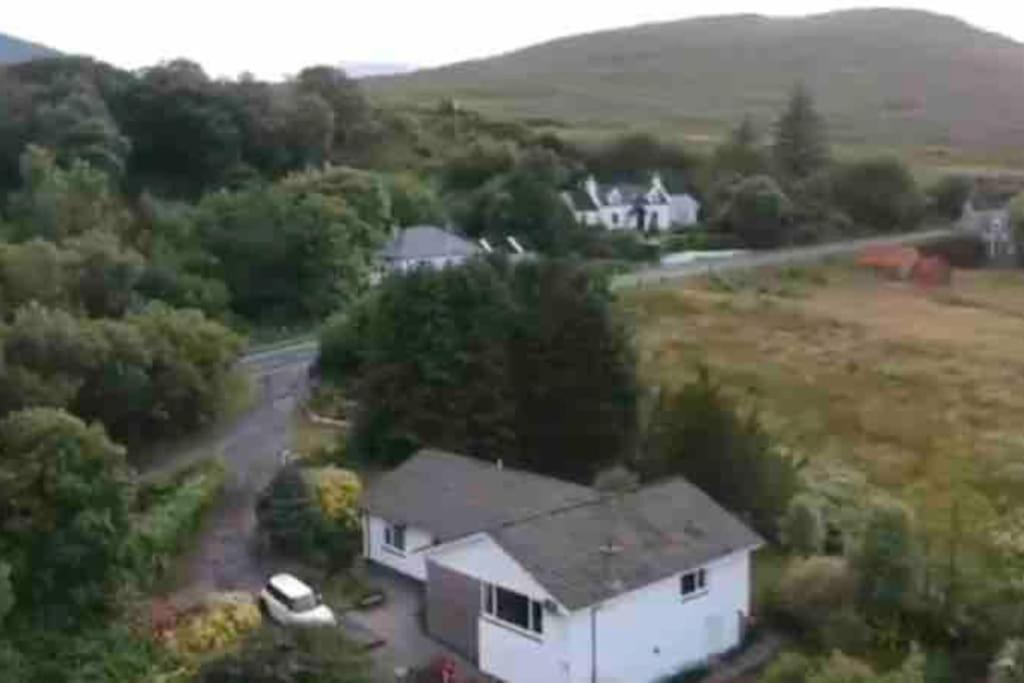 Dunmara: Self Catering Cottage On The Isle Of Skye Бродфорд Экстерьер фото